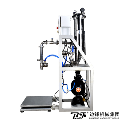 邊鋒機械集團廣東涂料展智能灌裝設備